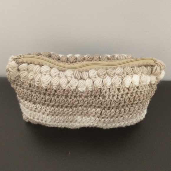 JFaith Designs - handmade Handbags - Crochet Ombre Clutch Handbag with Zipper